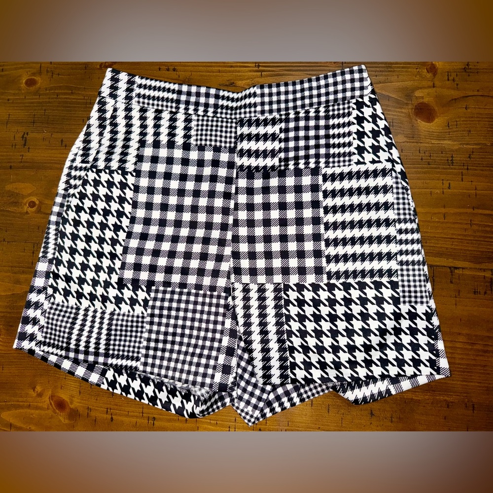 Ann Taylor Houndstooth Academia Patchwork High Waisted Shorts- Size 0